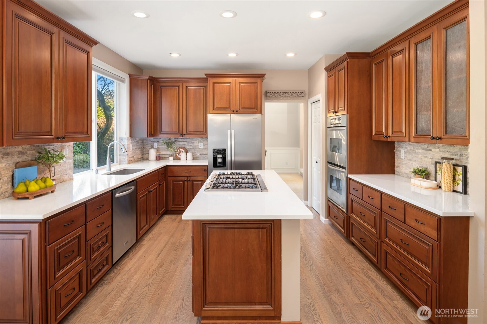 2303 Lyons Avenue Northeast Renton, WA 98059 - Photo 5 of 33