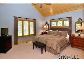 68 On The Rocks Sapphire, NC 28774 - Photo 6 of 15 Gallery Image 6