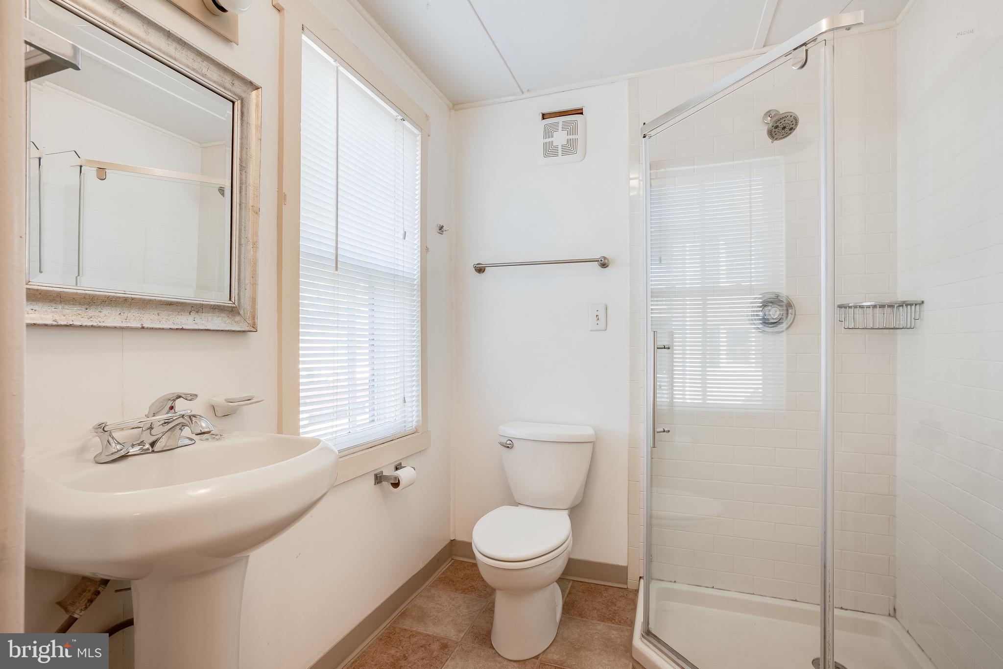 9622 Liberty Road Frederick, MD 21701 - Photo 36 of 45 2nd Unit Full Bathroom