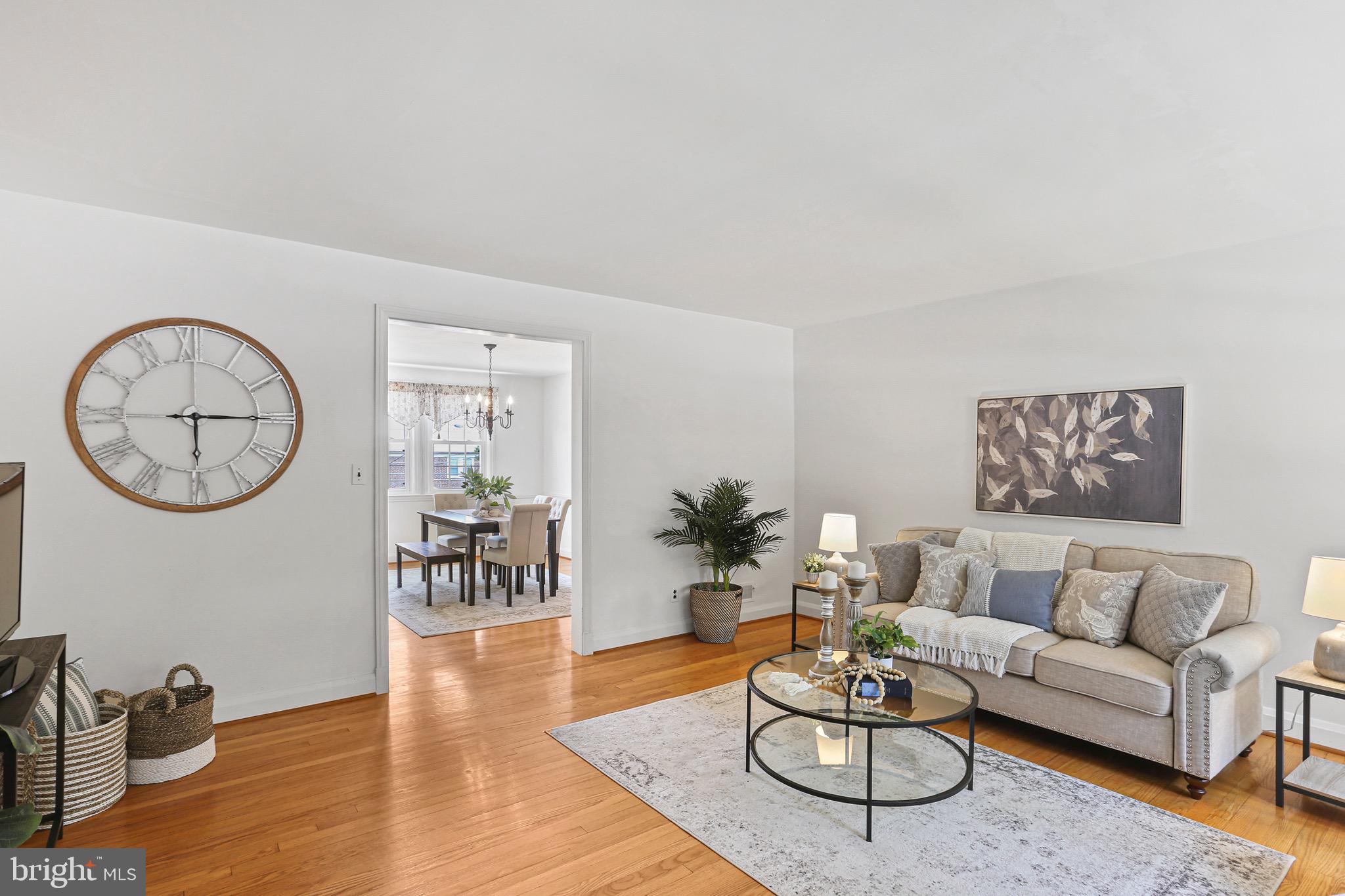 413 Whitfield Road Catonsville, MD 21228 - Photo 7 of 33 Plenty of space for family gatherings