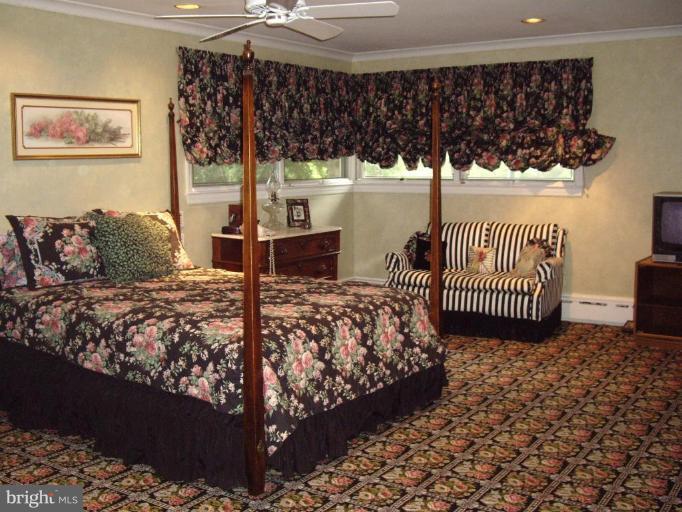 7812 Ridge Terrace Pikesville, MD 21208 - Photo 14 of 20 Master Bedroom