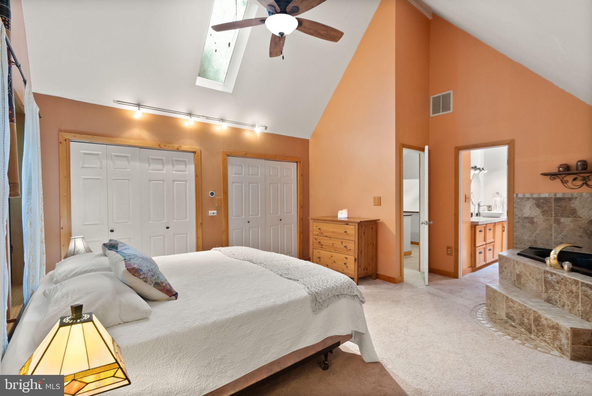 11082 Oakview Road Delaplane, VA 20144 - Photo 16 of 41 Gallery Image 16