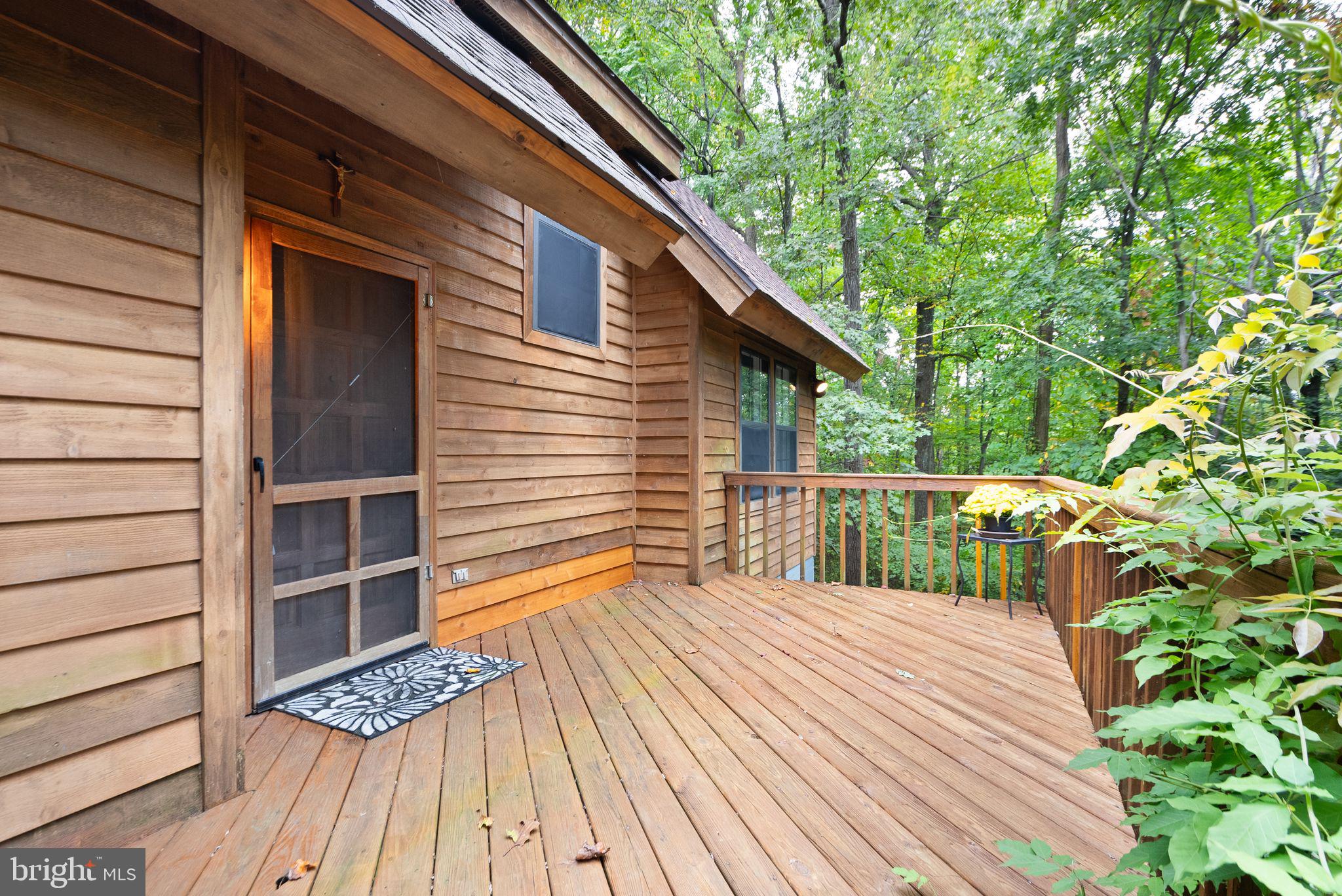11082 Oakview Road Delaplane, VA 20144 - Photo 32 of 41 Gallery Image 32