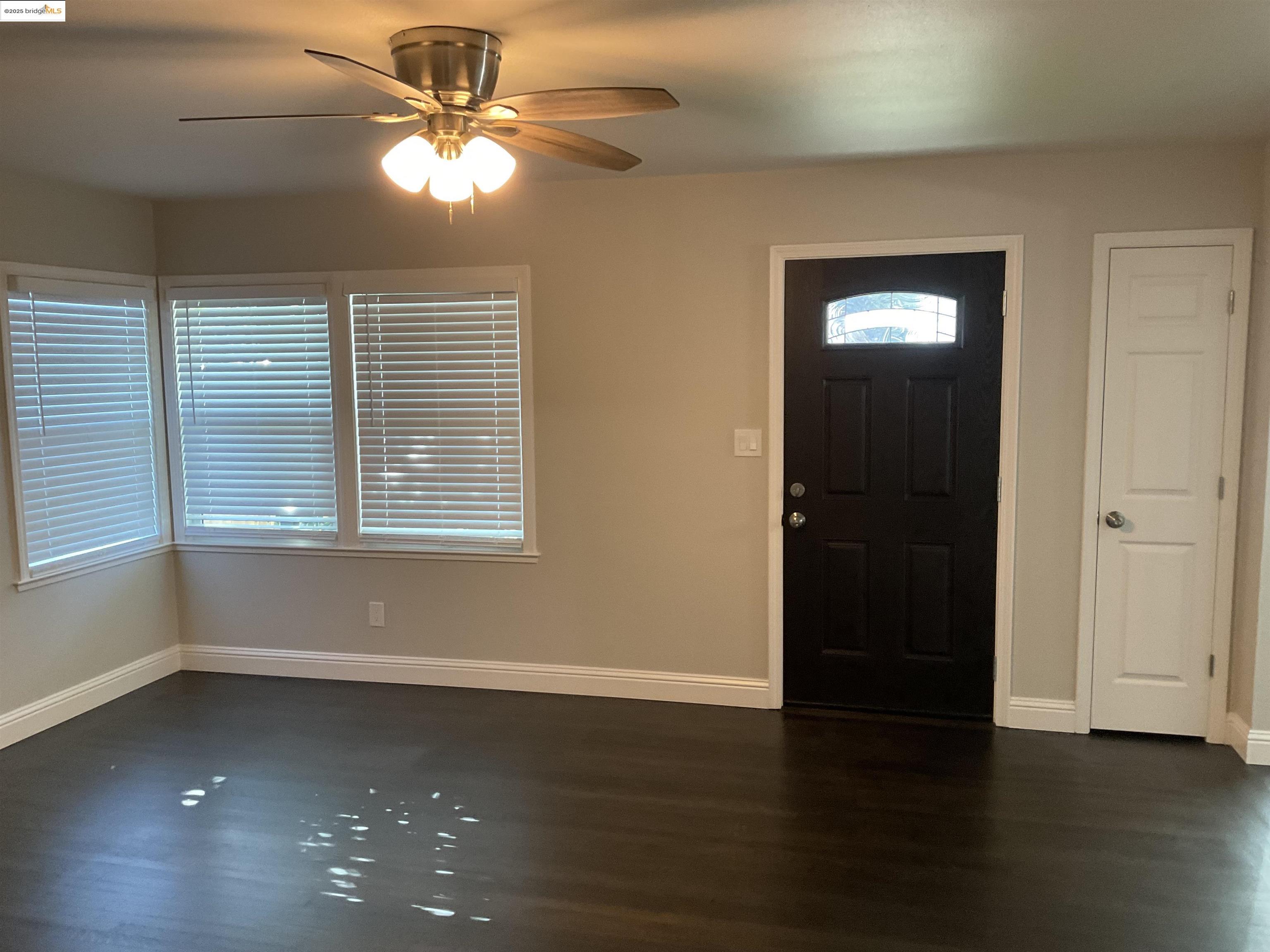 184 Panoramic Avenue Pittsburg, CA 94565 - Photo 2 of 9