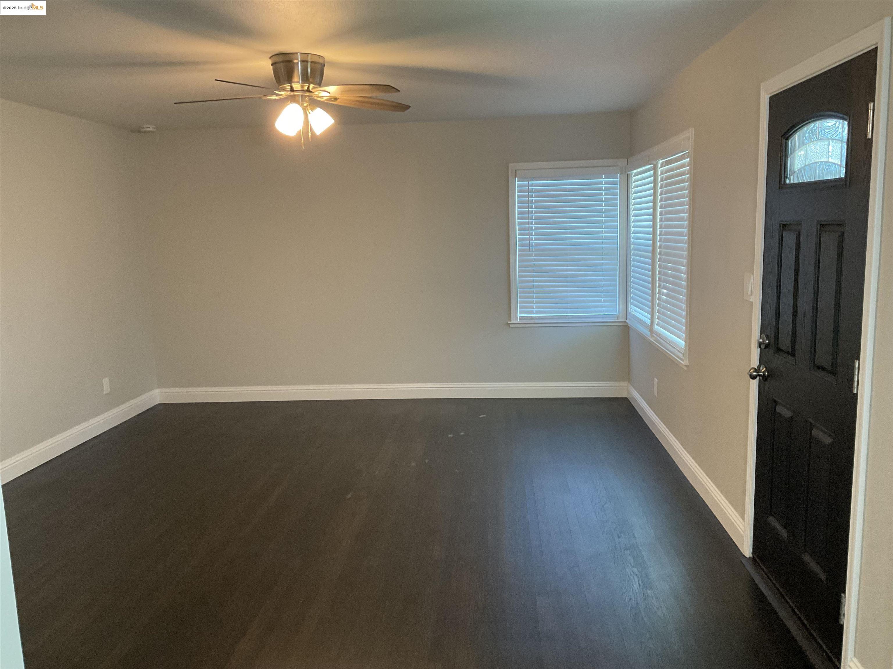 184 Panoramic Avenue Pittsburg, CA 94565 - Photo 3 of 9