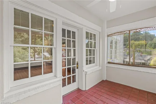 $1,800 | 72 West End Boulevard, Unit 2, Winston-Salem, NC 27101