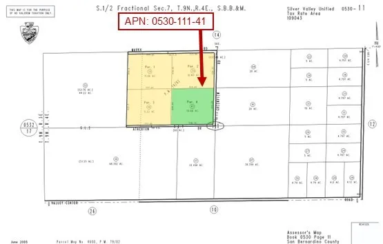 10 Greenview Road Newberry Springs, CA 92365 - Photo 2 of 2 a picture of a bathroom with a window