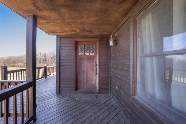 $549,500 | 684 Northwest 832p Road, Blairstown, MO 64726