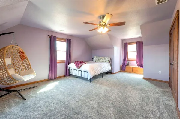 $549,500 | 684 Northwest 832p Road, Blairstown, MO 64726