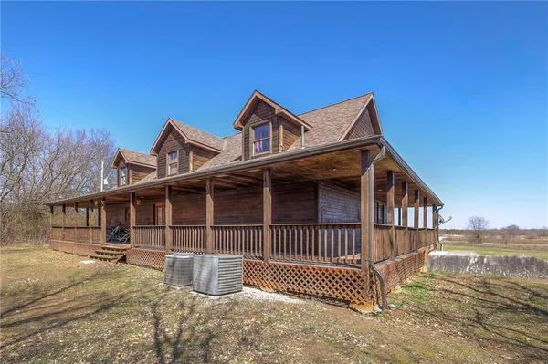 $549,500 | 684 Northwest 832p Road, Blairstown, MO 64726