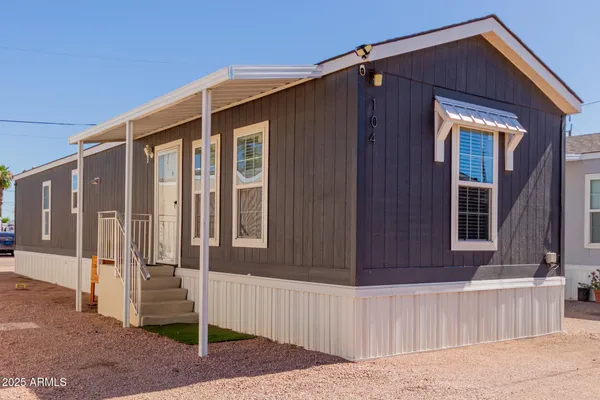 $84,000 | 2605 West Van Buren Street, Unit 104, Phoenix, AZ 85009