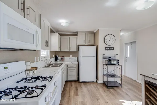 $84,000 | 2605 West Van Buren Street, Unit 104, Phoenix, AZ 85009