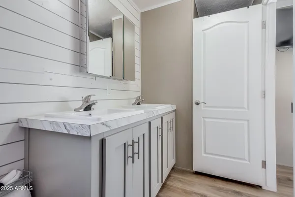 $84,000 | 2605 West Van Buren Street, Unit 104, Phoenix, AZ 85009