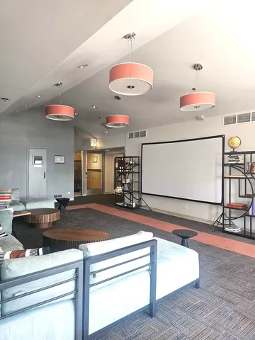 $210,000 | 40 East 9th Street, Unit 1103, Chicago, IL 60605