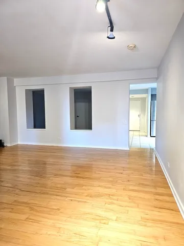 $210,000 | 40 East 9th Street, Unit 1103, Chicago, IL 60605