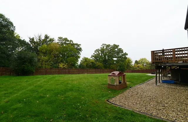 $459,000 | 908 Mocking Bird Drive, Antioch, IL 60002