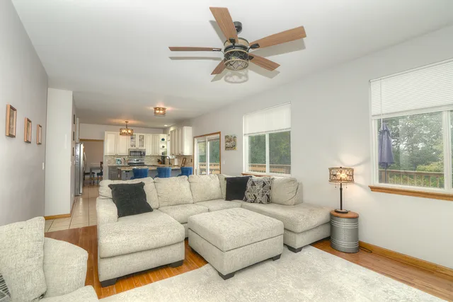 $459,000 | 908 Mocking Bird Drive, Antioch, IL 60002