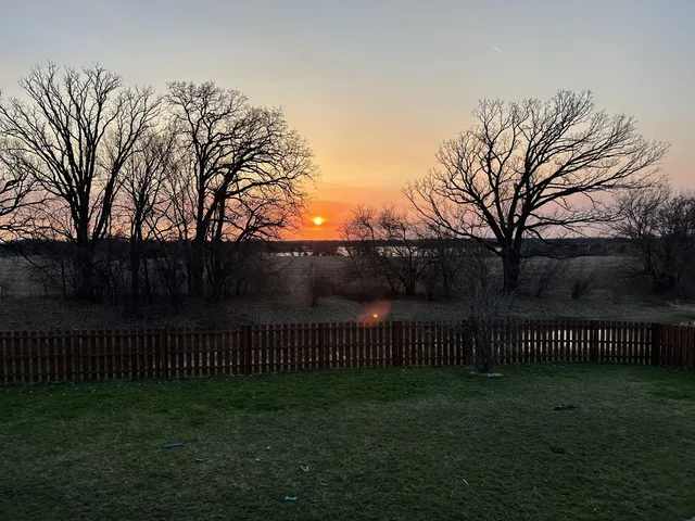 $459,000 | 908 Mocking Bird Drive, Antioch, IL 60002