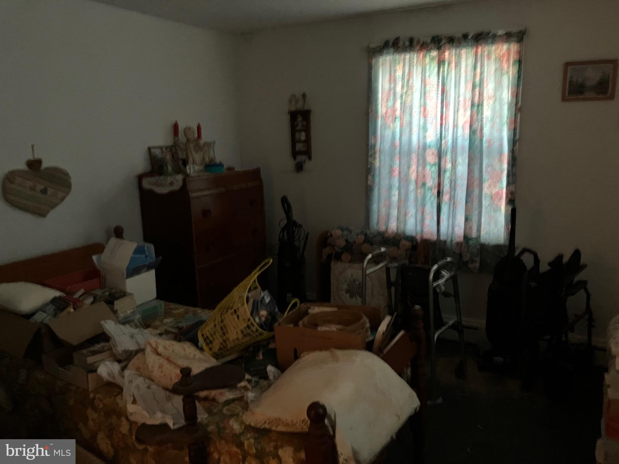 725 Marticville Road Pequea, PA 17565 - Photo 19 of 27 a bathroom with a sink and mirror with bathtub