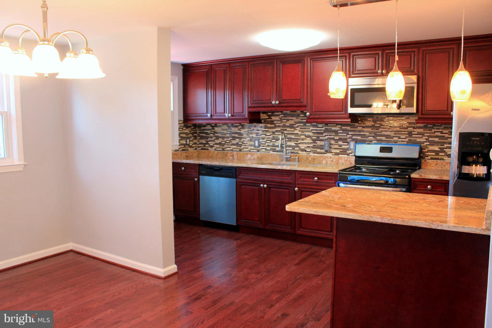 1428 Barrett Road Baltimore, MD 21207 - Photo 10 of 17 Kitchen