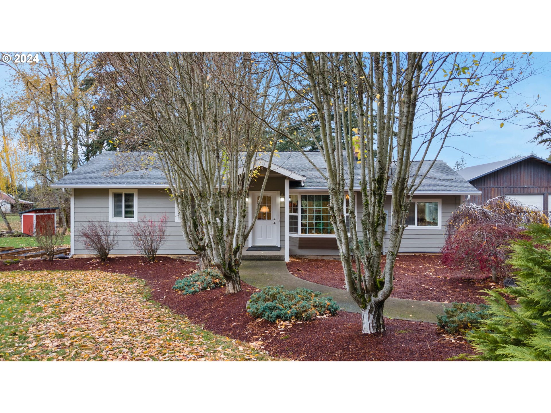 31385 Southeast Lawrence Road Estacada, OR 97023 - Photo 1 of 45 Gallery Image 1