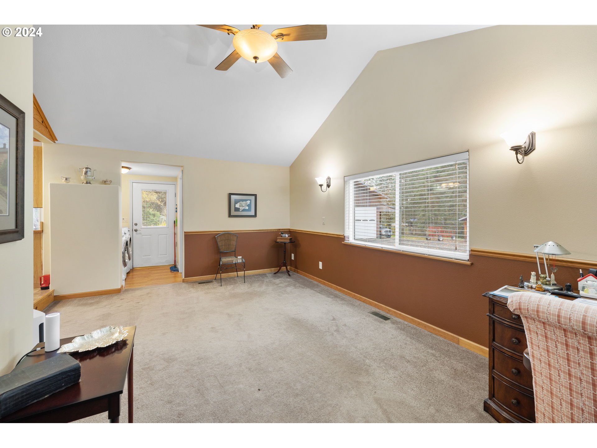 31385 Southeast Lawrence Road Estacada, OR 97023 - Photo 15 of 45 Gallery Image 15