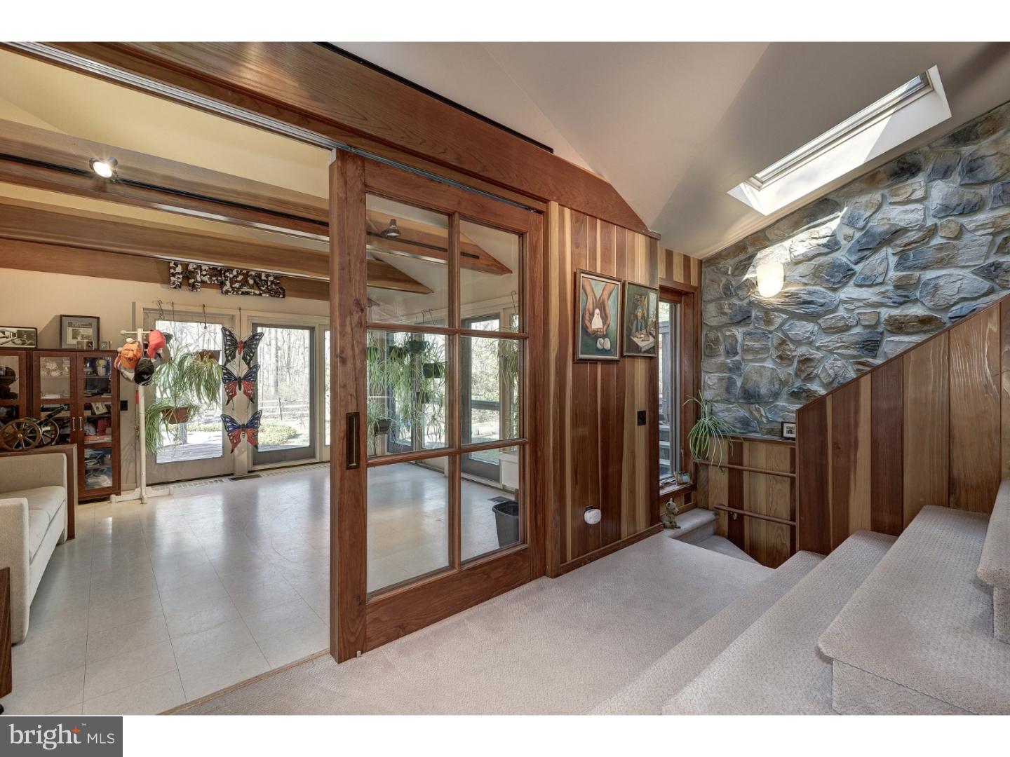6631 Laurel Road New Hope, PA 18938 - Photo 14 of 24 Foyer
