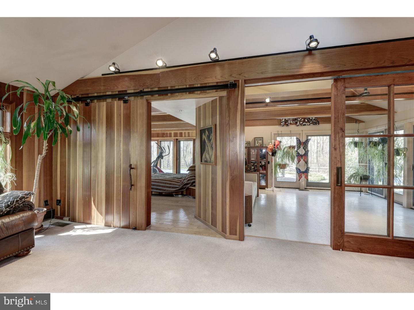 6631 Laurel Road New Hope, PA 18938 - Photo 15 of 24 Foyer