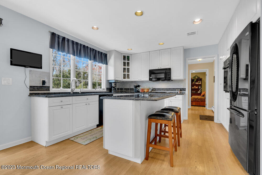 3 Ruth Court Morganville, NJ 07751 - Photo 11 of 47 025__dsc2437