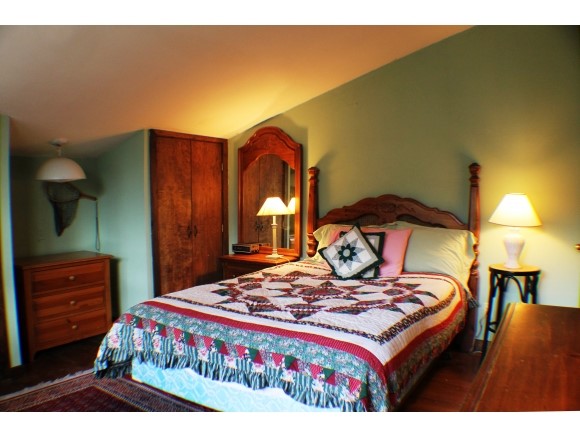 87 Hawk Run Road Pittsfield, VT 05762 - Photo 11 of 20 Gallery Image 11