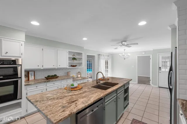 $405,000 | 2119 Surrey Lane, Bossier City, LA 71111