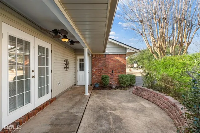 $405,000 | 2119 Surrey Lane, Bossier City, LA 71111