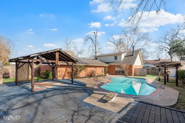 $405,000 | 2119 Surrey Lane, Bossier City, LA 71111