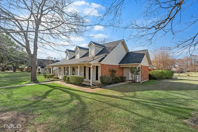 $405,000 | 2119 Surrey Lane, Bossier City, LA 71111