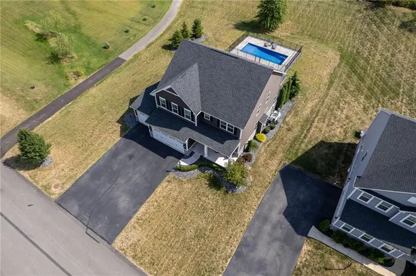 $792,997 | 1001 Black Sands Drive, Jeannette, PA 15644