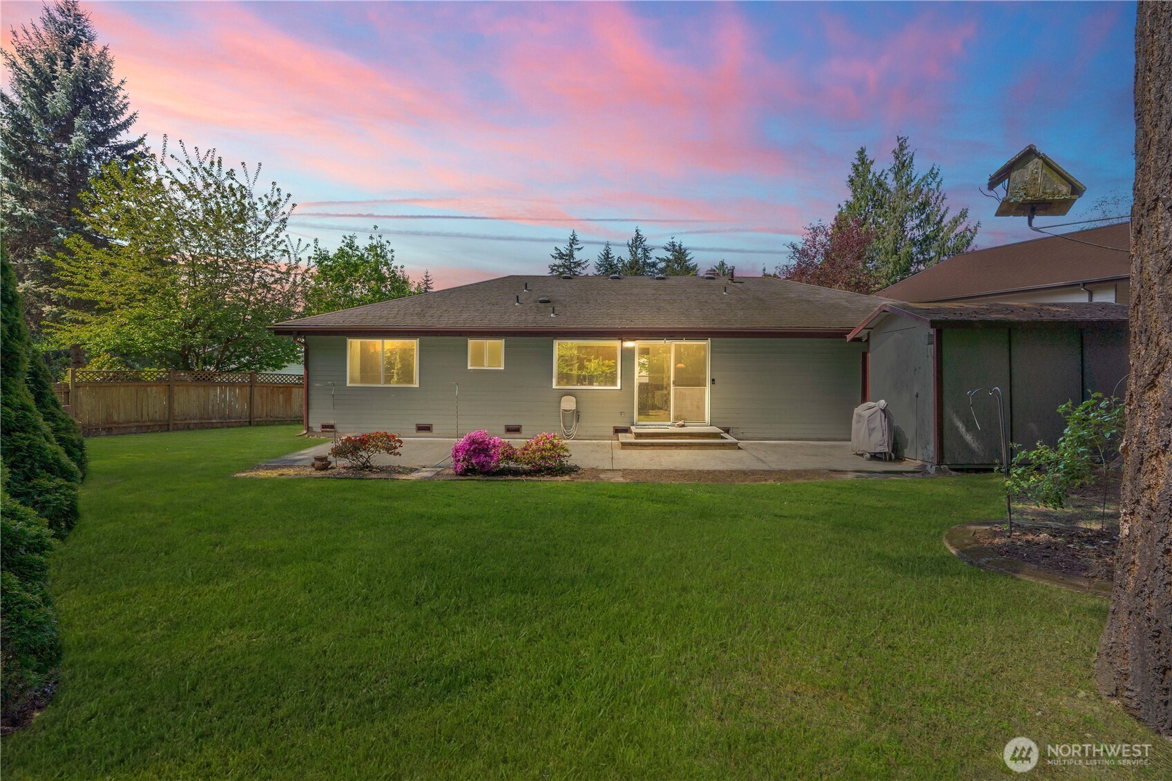 4505 Southwest 317th Place Federal Way, WA 98023 - Photo 26 of 31 a front view of house with yard and outdoor seating