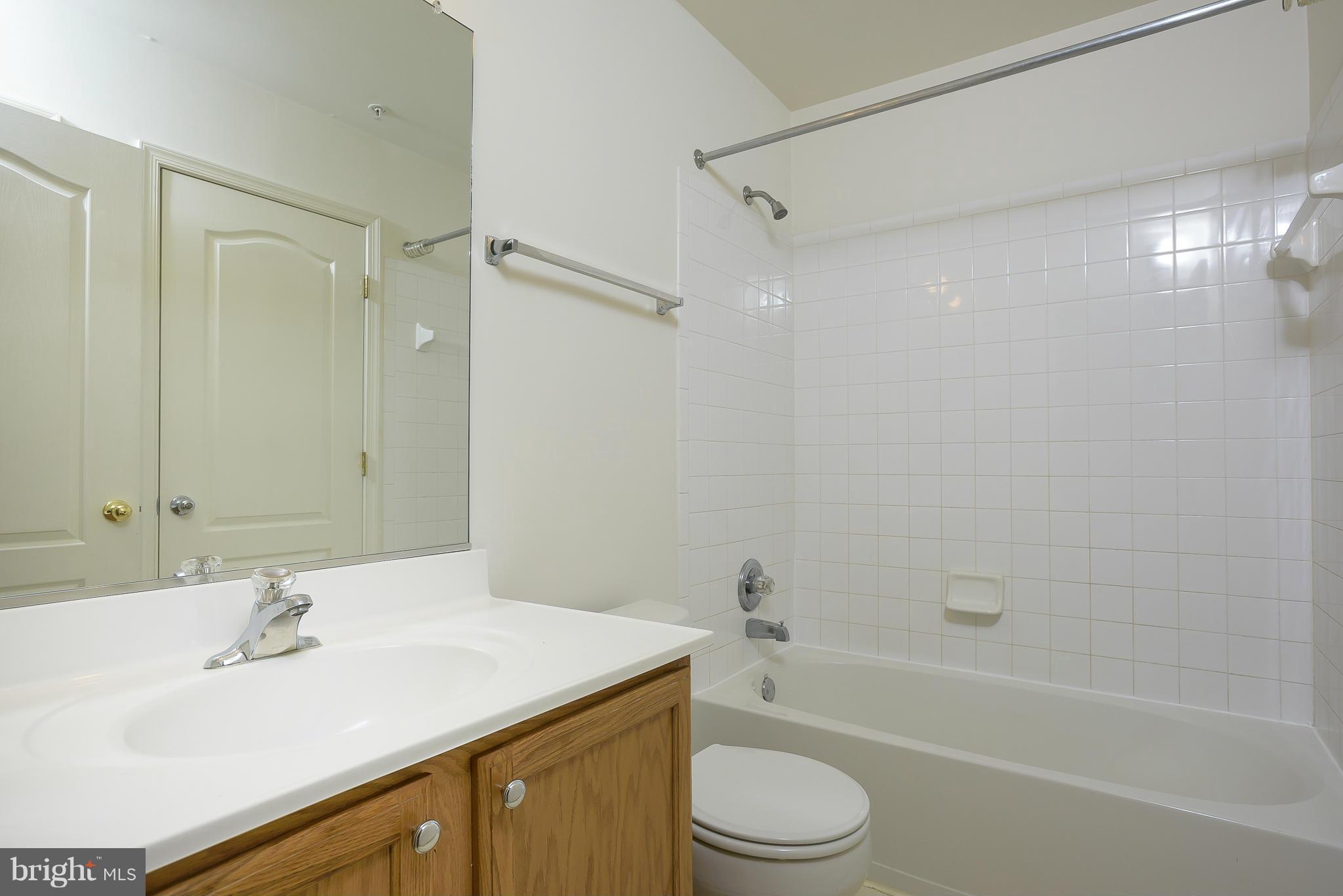 185 Carolstowne Road Reisterstown, MD 21136 - Photo 18 of 29 Bathroom 2