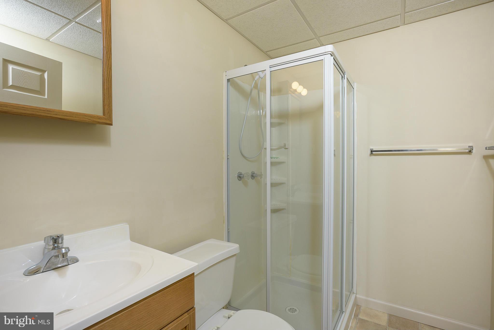 185 Carolstowne Road Reisterstown, MD 21136 - Photo 23 of 29 Bathroom 3