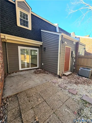 a view of backyard of house