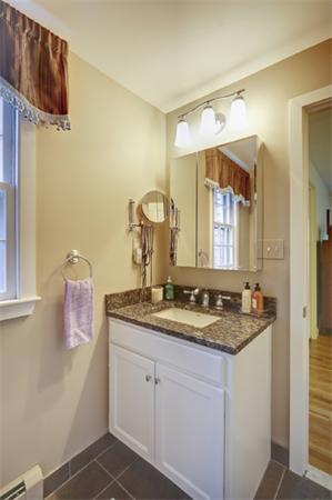 11 Carl Road Walpole, MA 02081 - Photo 20 of 23 Gallery Image 20