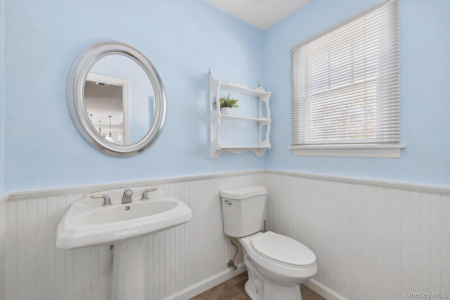 7 Midfield Street Stony Brook, NY 11790 - Photo 11 of 23