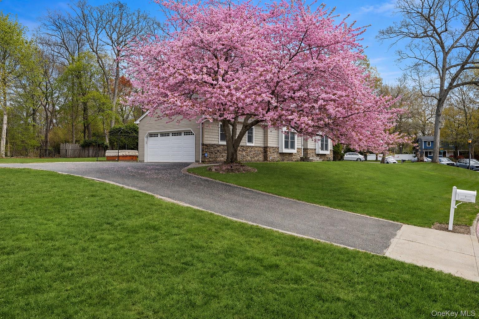 7 Midfield Street Stony Brook, NY 11790 - Photo 22 of 23