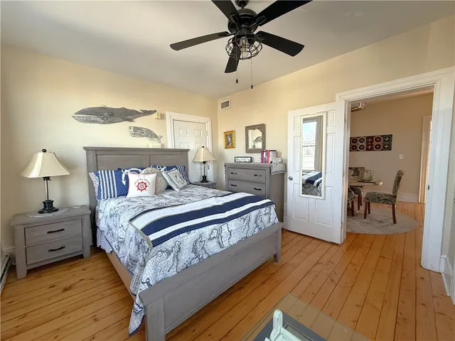 $2,600 | 3 Howard Street, Unit 2, Newport, RI 02840