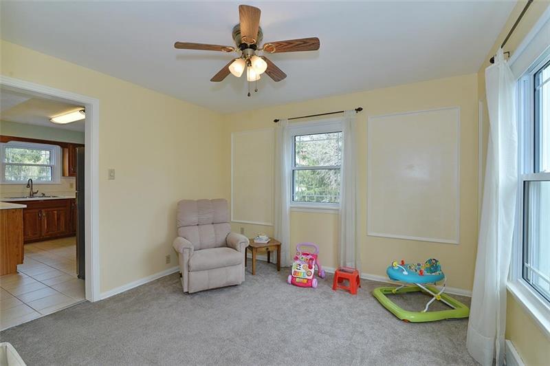 2595 Cole Road Wexford, PA 15090 - Photo 11 of 25 Multi-purpose room. Could be dining room, office, or children's playroom!
