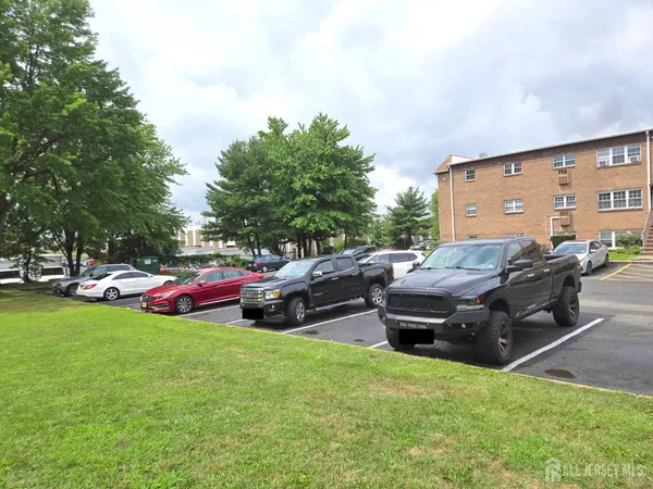 $242,000 | 334 College Drive, Edison, NJ 08817