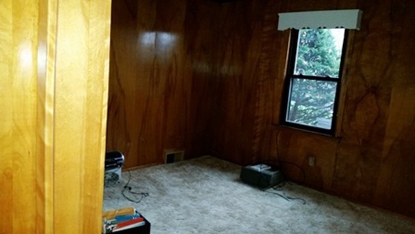 65 Bonnyview Street Springfield, MA 01109 - Photo 3 of 9