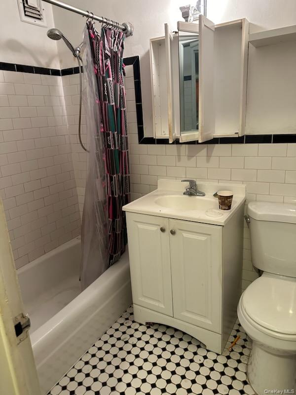 34-12 113th Street, Unit 10A Queens, NY 11368 - Photo 4 of 6