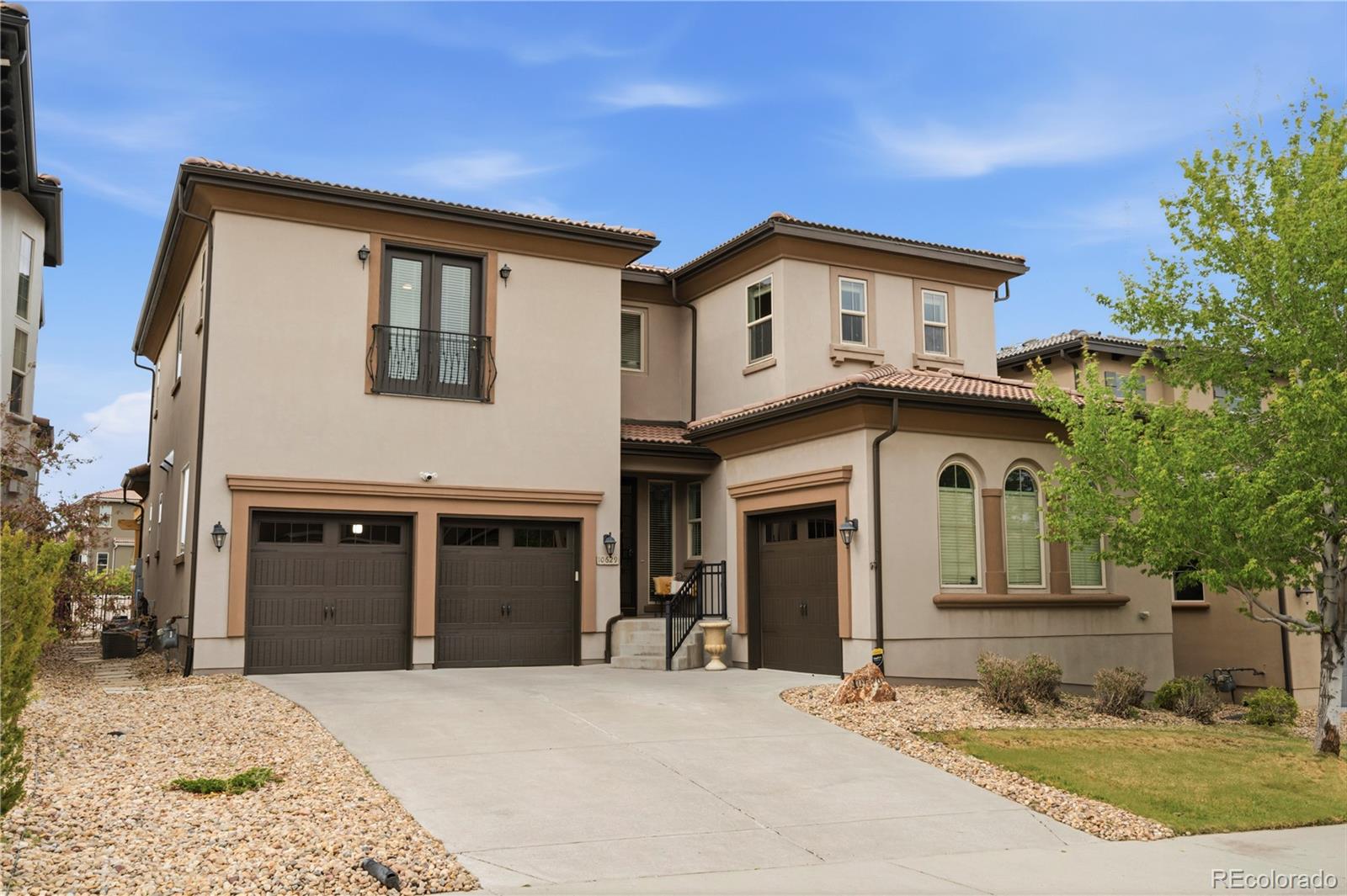 10629 Ladera Point Lone Tree, CO 80124 - Photo 2 of 49