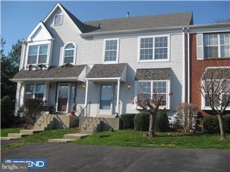 724 Ricks Circle Brookhaven, PA 19015 - Photo 1 of 12 Exterior Front