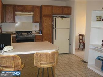 724 Ricks Circle Brookhaven, PA 19015 - Photo 5 of 12 Kitchen